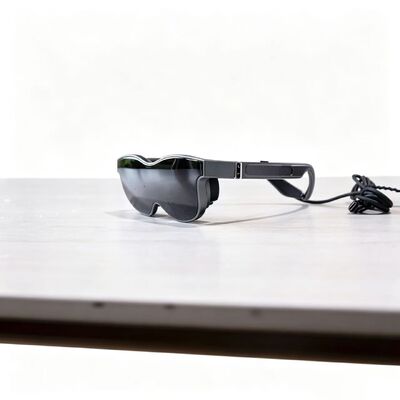 แว่นตาฉลาด VR ความละเอียด 1080P ที่น่าทึ่ง พร้อมกับ 70 ° FOV และจอปรับหัวเชื่อมต่อ USB-C